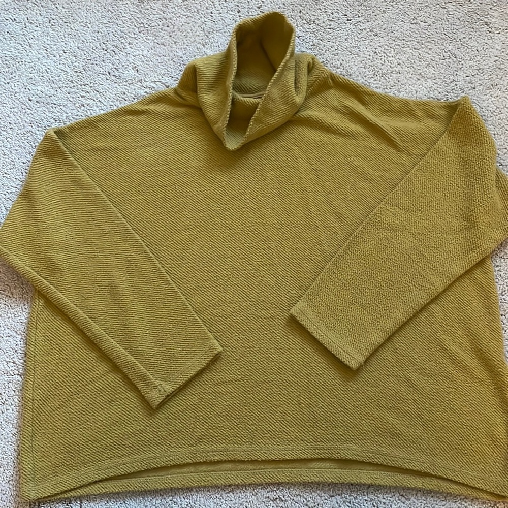 Aerie Mustard yellow turtle neck textured sweatshirt/sweater material